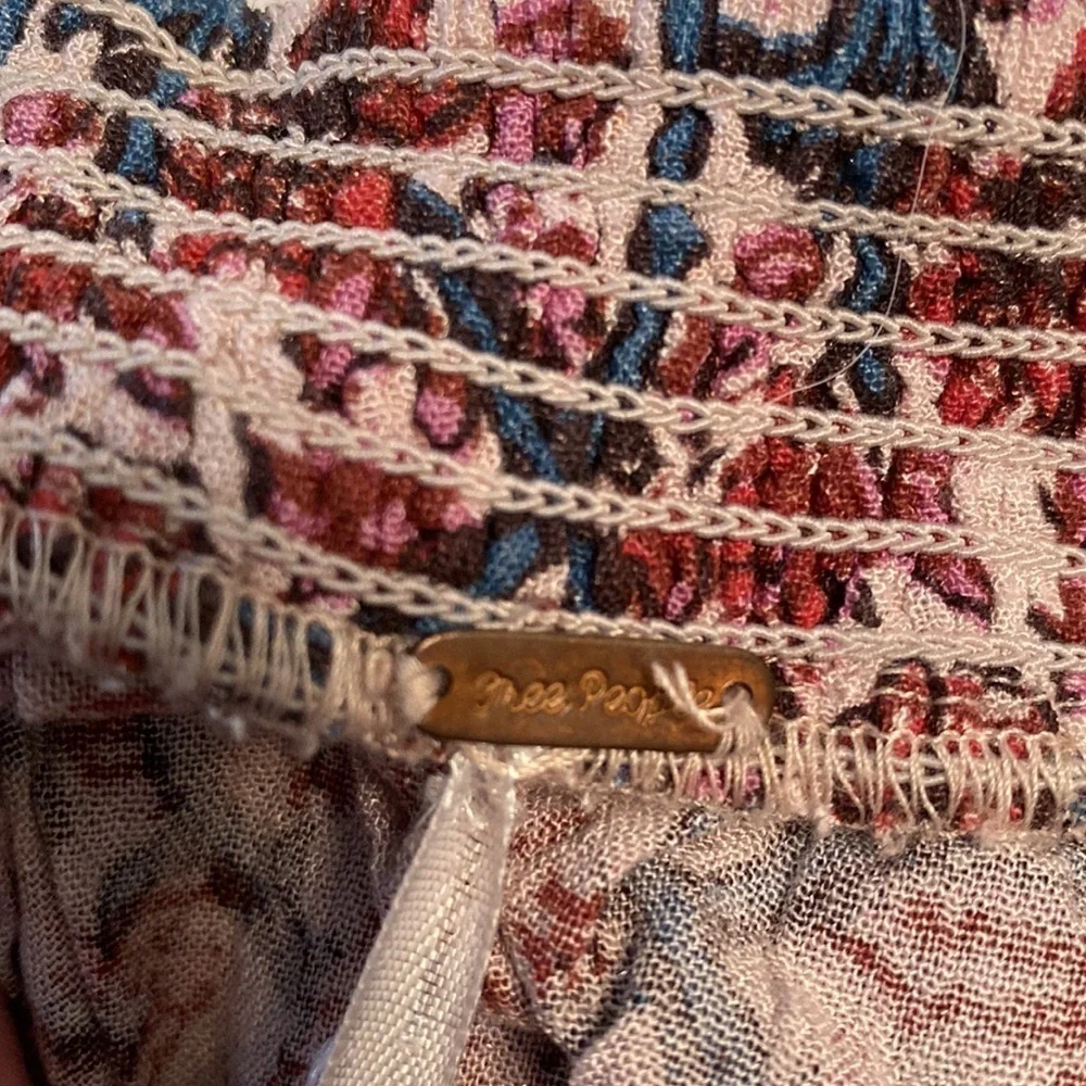 Free People blouse cropped off shoulder long sleeve floral print Size small
